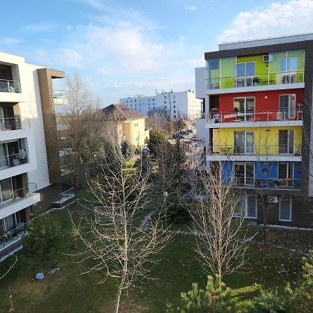 Airport Apartment Otopeni Exteriör bild